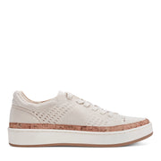 Knight Round Toe Lace-up Casual Sneakers