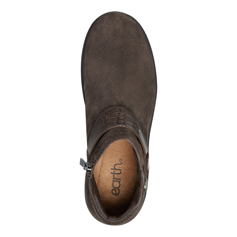 Synal Flat Casual Booties