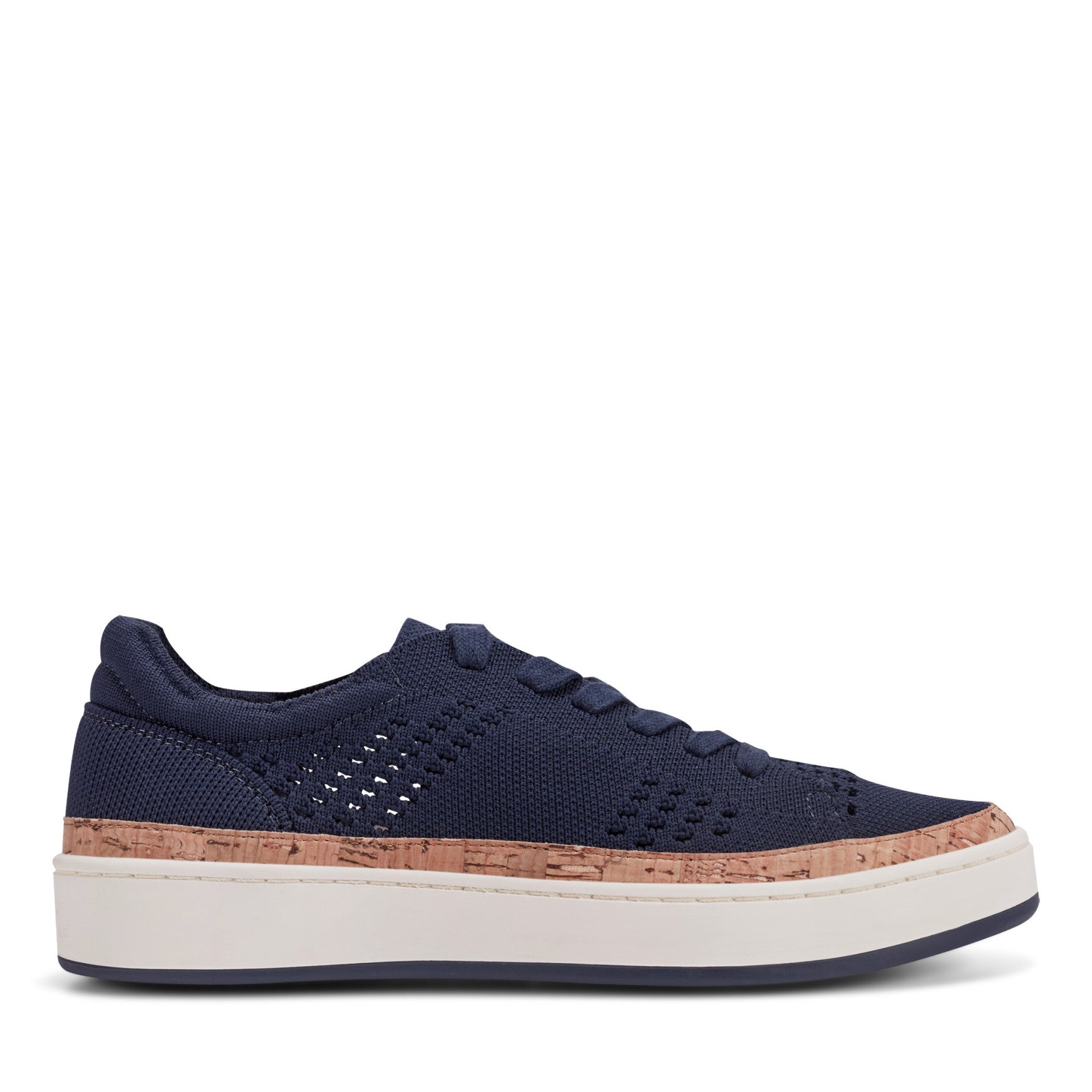 Knight Round Toe Lace-up Casual Sneakers